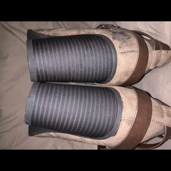 Torrid booties - Picture 3 of 3